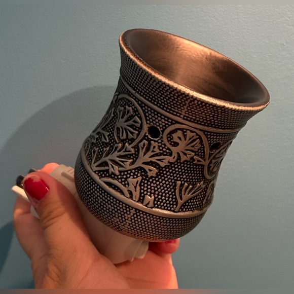 Mini Scentsy warmer! - Picture 2 of 6